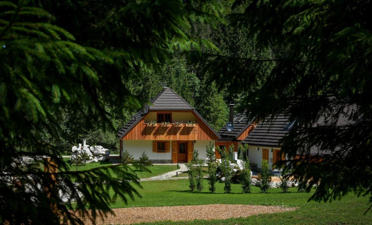 Julian Village Lepena Soča Exteriör bild